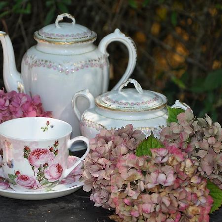 La Maison De Rose Bed & Breakfast Brossac ภายนอก รูปภาพ