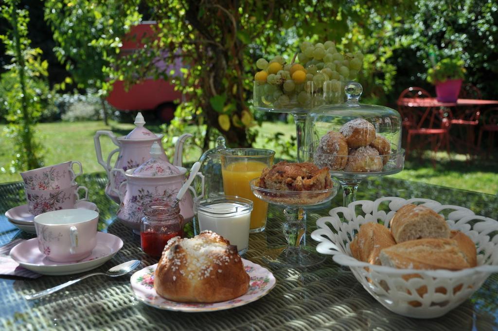 La Maison De Rose Bed & Breakfast Brossac ภายนอก รูปภาพ