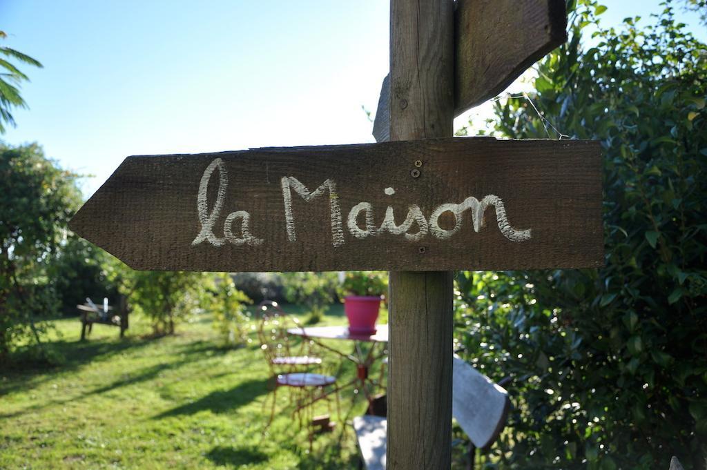 La Maison De Rose Bed & Breakfast Brossac ภายนอก รูปภาพ