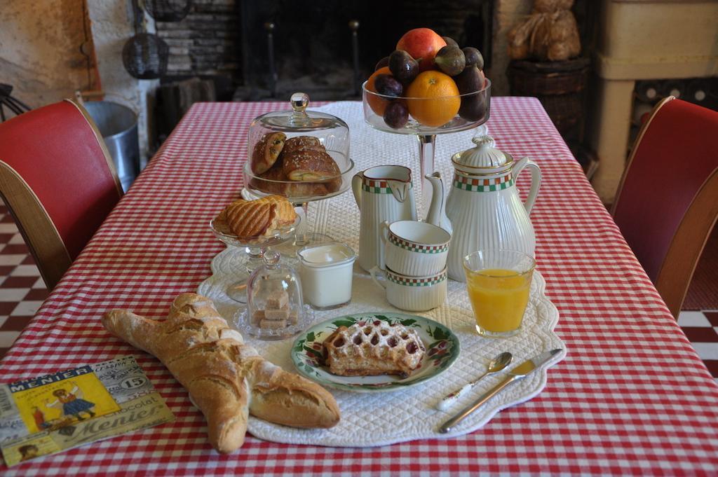 La Maison De Rose Bed & Breakfast Brossac ภายนอก รูปภาพ